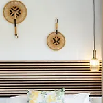 Malagasuite Modern With Pool *